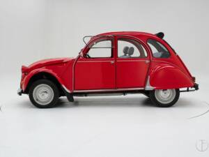 Afbeelding 8/15 van Citroën 2 CV 6 Club (1989)