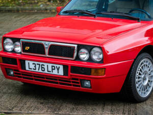 Image 8/50 de Lancia Delta HF Integrale Evoluzione II (1993)