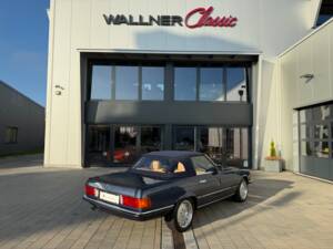 Immagine 28/30 di Mercedes-Benz 500 SL (1982)