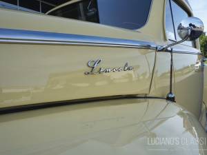 Image 15/50 of Lincoln Zephyr (1947)