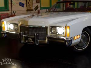 Bild 36/50 von Cadillac Fleetwood Eldorado Convertible (1971)