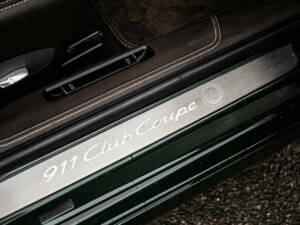 Imagen 20/50 de Porsche 911 Classic Club Coupé (2013)