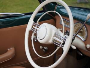 Image 10/38 of BMW 502 Baur (1955)