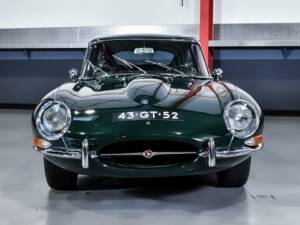 Afbeelding 4/7 van Jaguar E-Type 4.2 (1966)