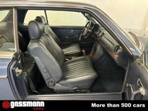 Imagen 14/15 de Mercedes-Benz 230 CE (1982)
