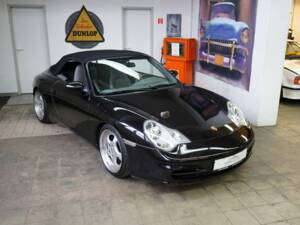 Bild 1/30 von Porsche 911 Carrera (2002)