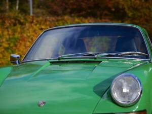 Image 26/50 of Porsche 911 Carrera 2.7 (1976)