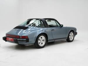 Immagine 2/15 di Porsche 911 Carrera 3.2 (1984)