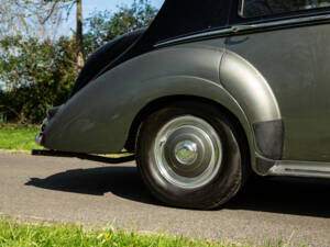 Image 24/38 of Rolls-Royce Silver Dawn (1954)