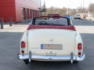 Mercedes-Benz 220 SE Cabrriolet "Ponton" (W 128) 1960