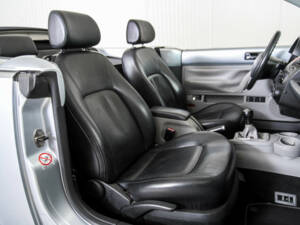 Bild 33/50 von Volkswagen New Beetle 2.0 (2003)
