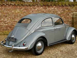 Image 2/50 of Volkswagen Beetle 1200 Standard &quot;Oval&quot; (1955)