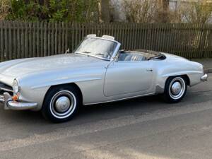 Image 5/21 of Mercedes-Benz 190 SL (1957)