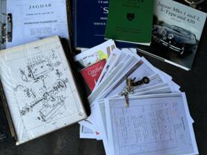 Image 25/25 de Jaguar S-Type 3.8 (1965)
