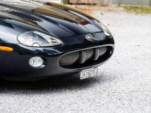 Immagine 14/42 di Jaguar XKR (2003)