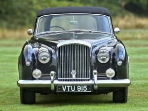 Bild 21/50 von Bentley S 1 Continental Drophead Coupé (1955)