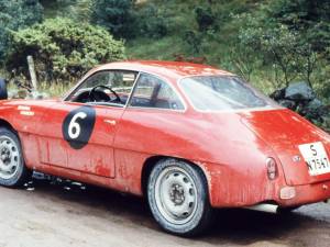 Image 38/43 de Alfa Romeo Giulietta SZ (1960)