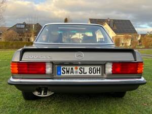 Image 7/36 of Mercedes-Benz 500 SLC (1980)