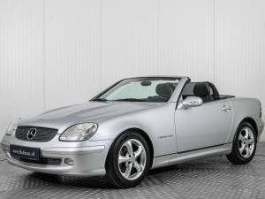 Image 1/50 de Mercedes-Benz SLK 200 Kompressor (2001)