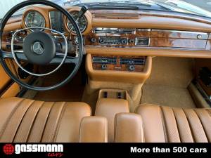 Image 12/15 of Mercedes-Benz 280 SE 3,5 (1971)