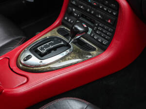Bild 44/51 von Jaguar XKR (2003)