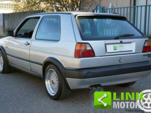 Immagine 5/10 di Volkswagen Golf Mk II GTi 16V 1.8 (1990)