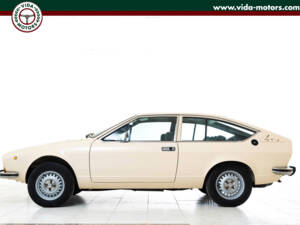 Bild 8/28 von Alfa Romeo Alfetta GTV 2.0 (1978)