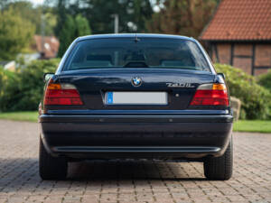 Bild 18/62 von BMW 740iL (1998)