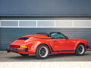 Imagen 35/47 de Porsche 911 Speedster 3.2 (1989)