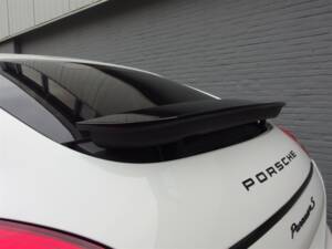 Image 84/98 of Porsche Panamera S (2010)