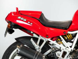 Image 43/50 of Ducati DUMMY (1991)