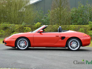 Image 2/50 of Porsche Boxster (2002)