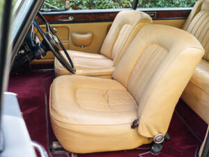 Image 16/25 of Bentley S 3 Continental (1963)