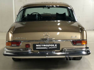 Bild 9/24 von Mercedes-Benz 280 SE 3,5 (1970)