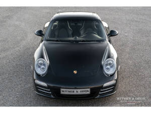 Image 26/32 de Porsche 911 Carrera 4S (2009)