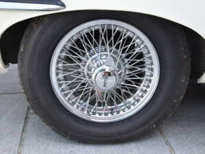 Bild 5/24 von Jaguar E-Type (2+2) (1970)