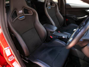 Image 30/37 of Ford Focus RS (2018)