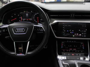 Image 13/13 of Audi A6 Avant 3.0 TDI quattro (2018)