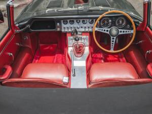Image 29/50 of Jaguar Type E 3.8 (1963)