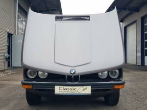 Image 10/30 de BMW 525 (1976)