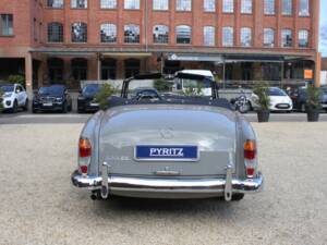 Image 29/30 of Mercedes-Benz 220 SE Cabriolet (1959)