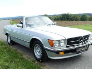 Afbeelding 15/37 van Mercedes-Benz 450 SL (1978)