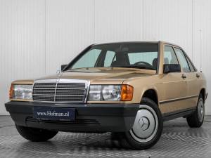 Imagen 3/50 de Mercedes-Benz 190 D (1986)