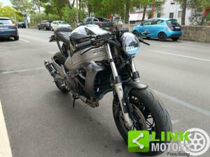 Bild 7/10 von Honda DUMMY (2000)