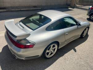 Image 5/39 of Porsche 911 Carrera 4S (2002)