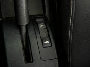 Imagen 38/50 de Peugeot 207 CC 1.6 VTi (2008)