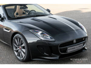 Image 26/38 of Jaguar F-Type S (2014)