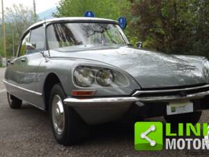 Imagen 9/10 de Citroën DS 21 Pallas (1969)