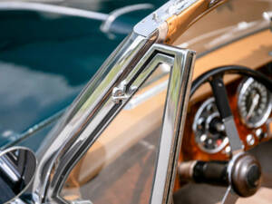 Image 37/50 of Aston Martin DB 2&#x2F;4 Mk I DHC (1954)