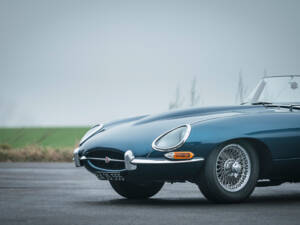 Image 17/21 of Jaguar E-Type 3.8 Flat Floor (1961)